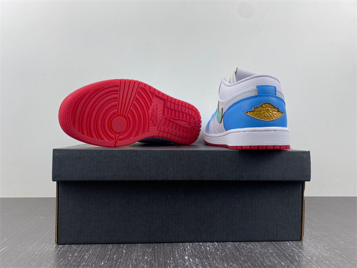 Air Jordan 1 Low FN8895-141