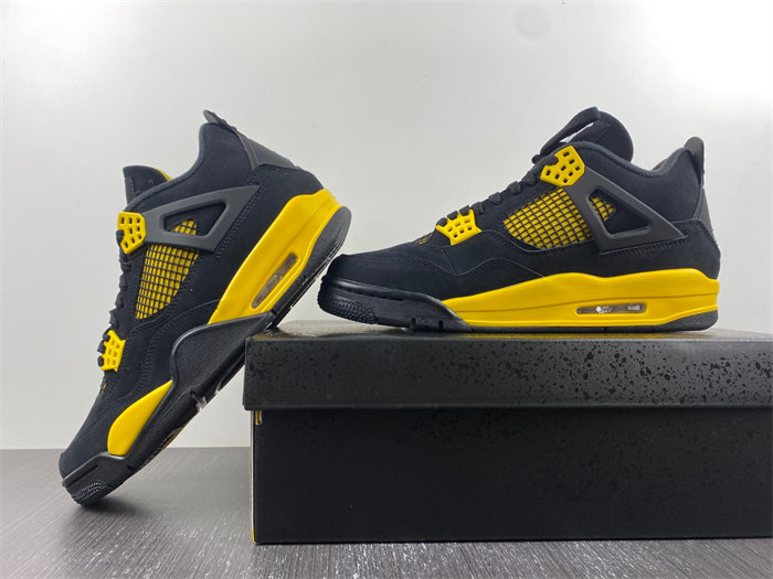 Air Jordan 4 Thunder DH6927-017