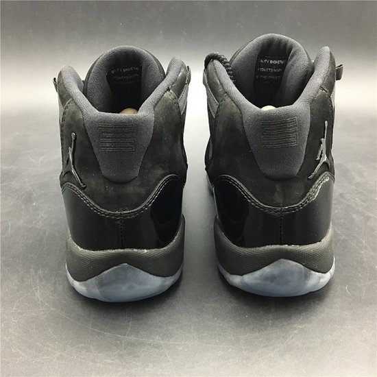 AIR JORDAN 11 RETRO