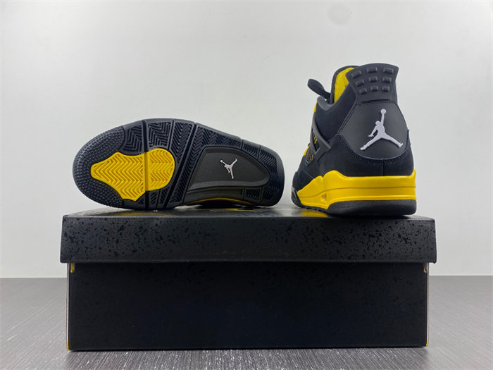 Air Jordan 4 Thunder DH6927-017
