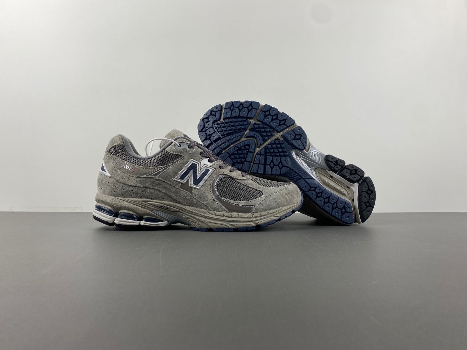new balance NB ML2002RA