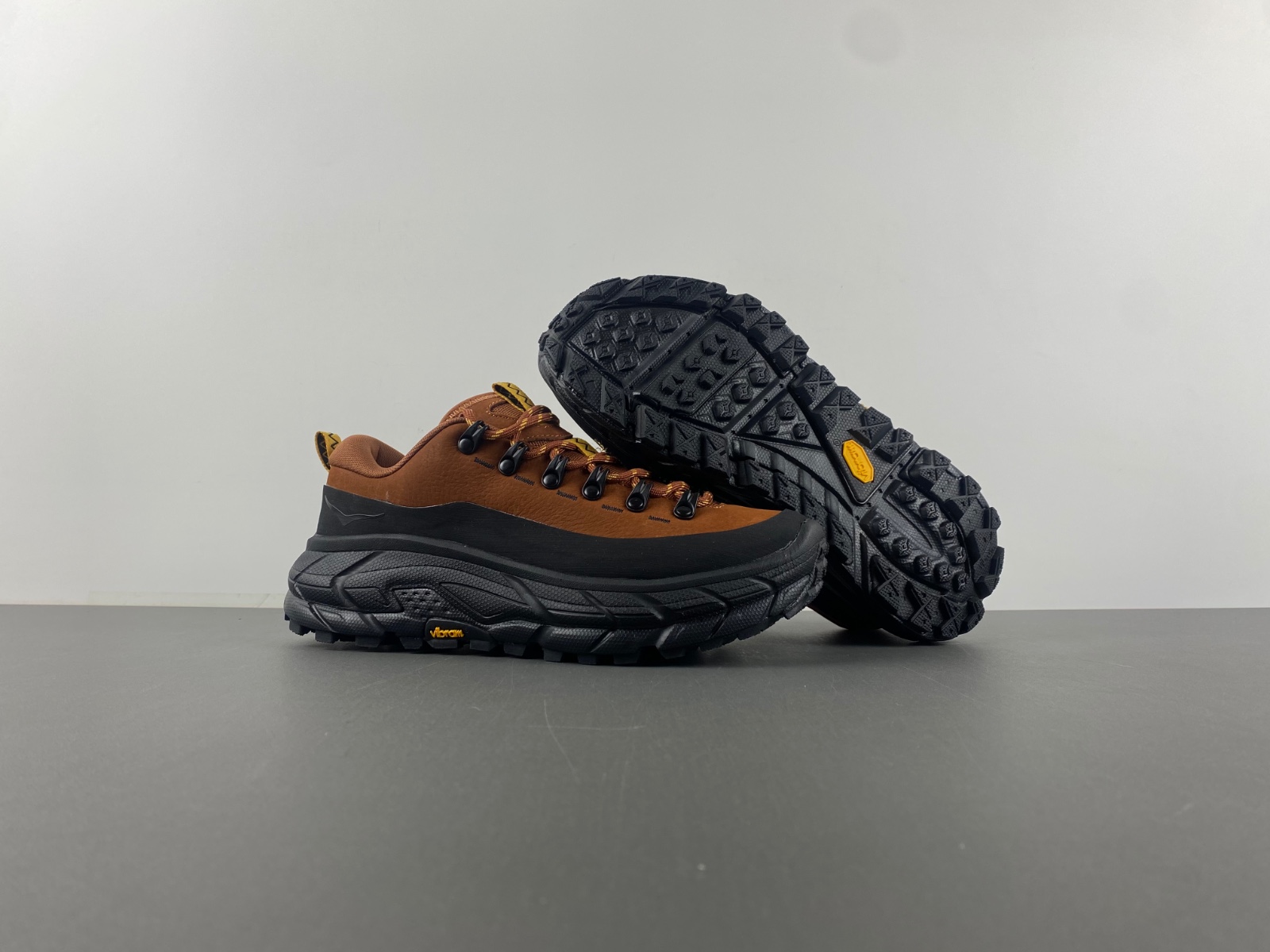 HOKA ONE ONE Tor Summit 1147952