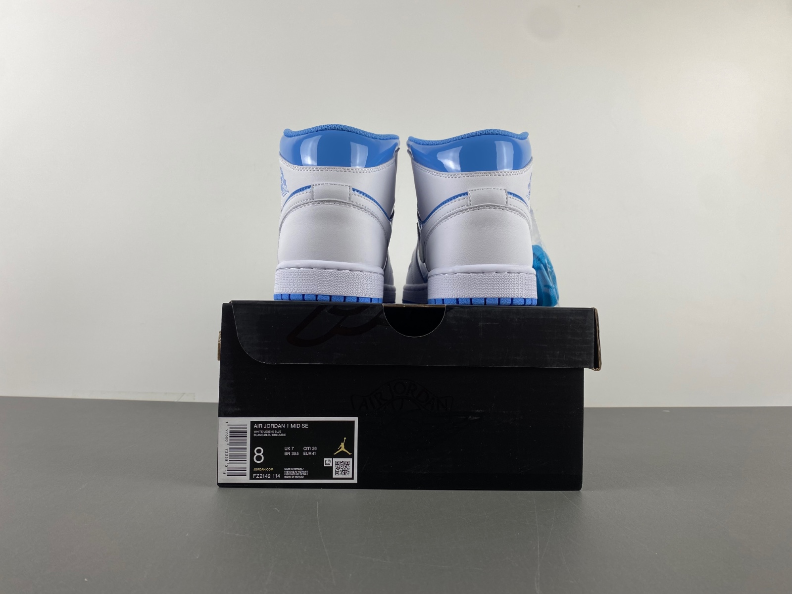 Jordan 1 Mid Legend Blue FZ2142-114