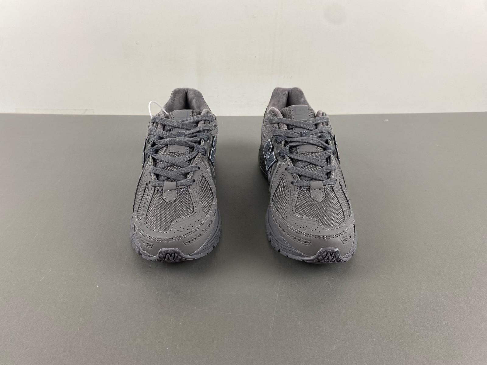 New Balance 1906R M1906RU