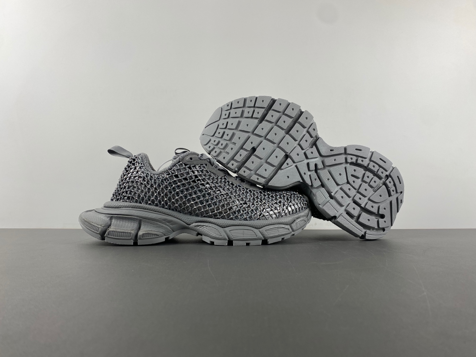 Ba*len*cia*ga phantom sneaker gray 788819 w3xfn 1210